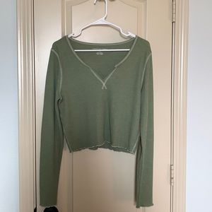 Green American Eagle Long-sleeve shirt